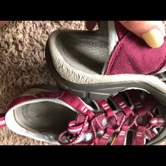 Purple keens - Picture 2 of 4